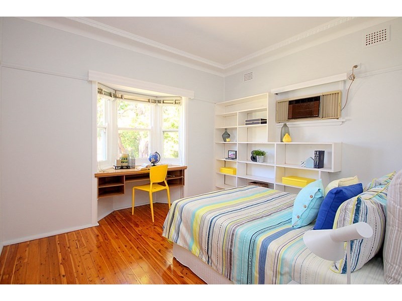 8 Birrong Avenue, Birrong NSW 2143