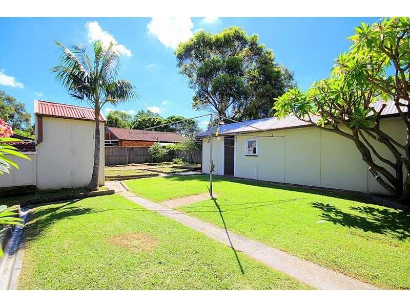 8 Birrong Avenue, Birrong NSW 2143