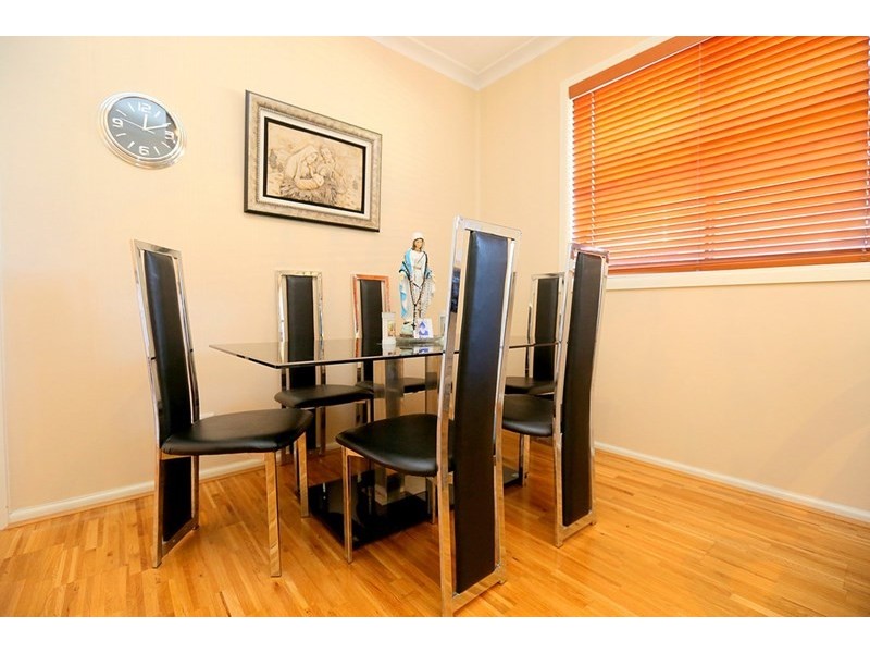 27 Kylie Parade, Punchbowl NSW 2196