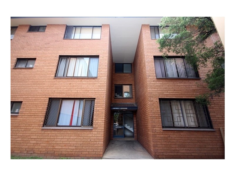90/142 Moore Street, Liverpool NSW 2170
