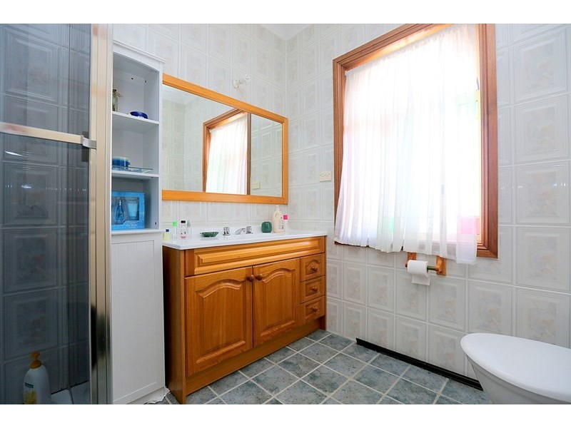 8 Chelmsford Avenue, Belmore NSW 2192