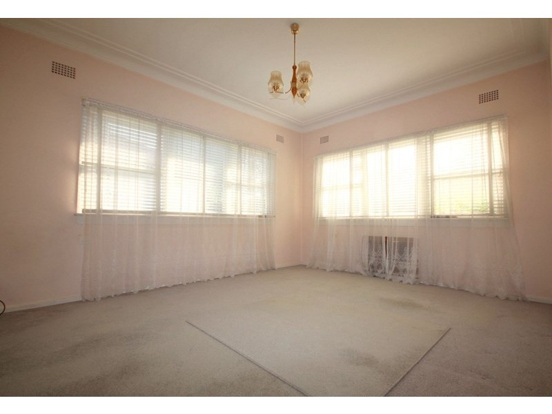 102 Auburn Road, Birrong NSW 2143