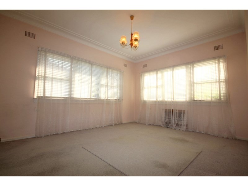 102 Auburn Road, Birrong NSW 2143