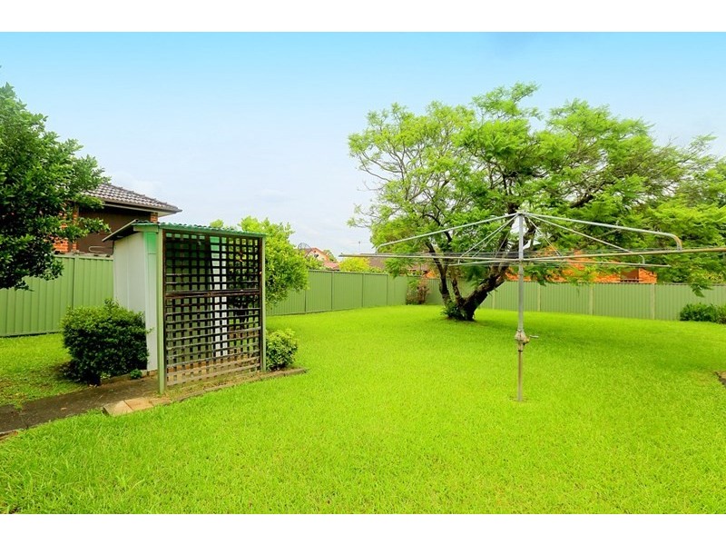 102 Auburn Road, Birrong NSW 2143