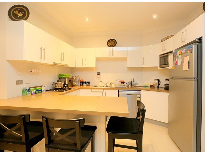 3/74 Napoleon Road, Greenacre NSW 2190