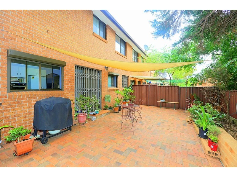 4/128 Meredith Street, Bankstown NSW 2200