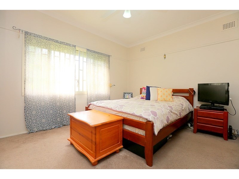 2 Fenwick Street, Yagoona NSW 2199