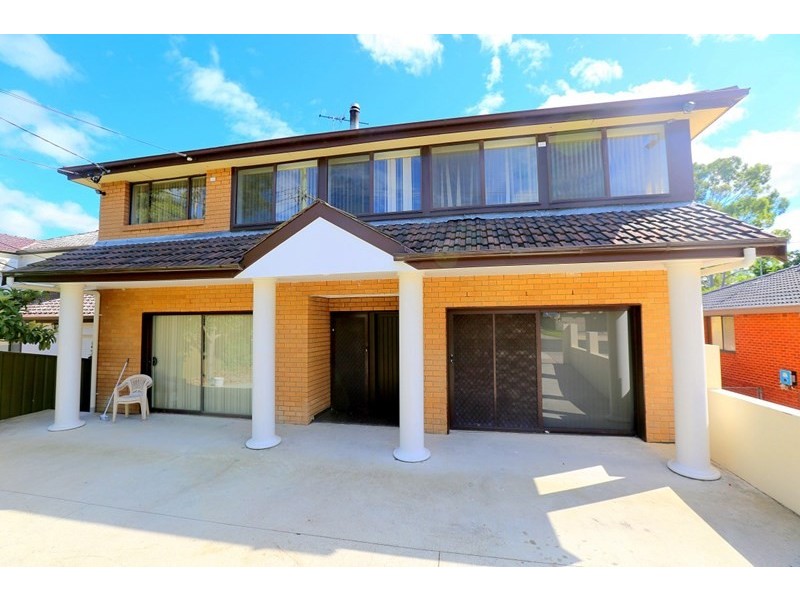 162 Rex Road, Georges Hall NSW 2198
