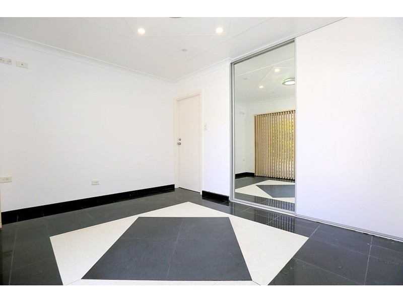 162 Rex Road, Georges Hall NSW 2198