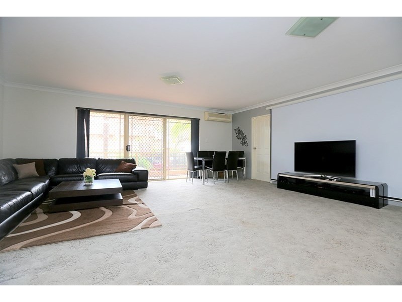 30/4-6 Dellwood Street, Bankstown NSW 2200