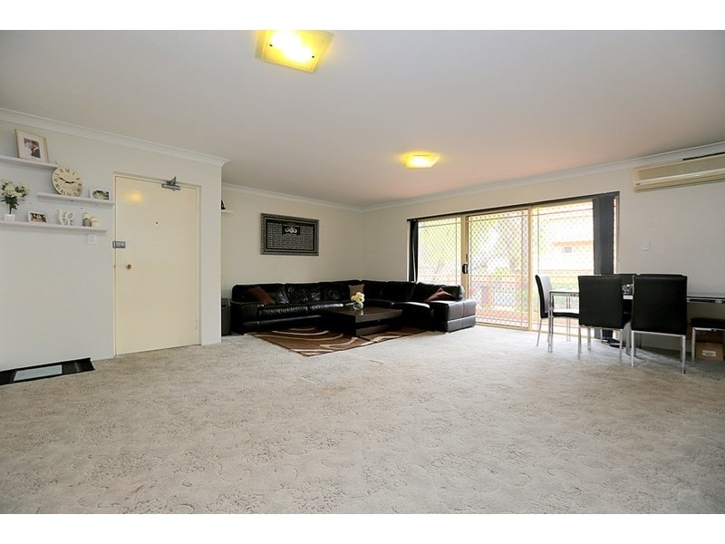 30/4-6 Dellwood Street, Bankstown NSW 2200