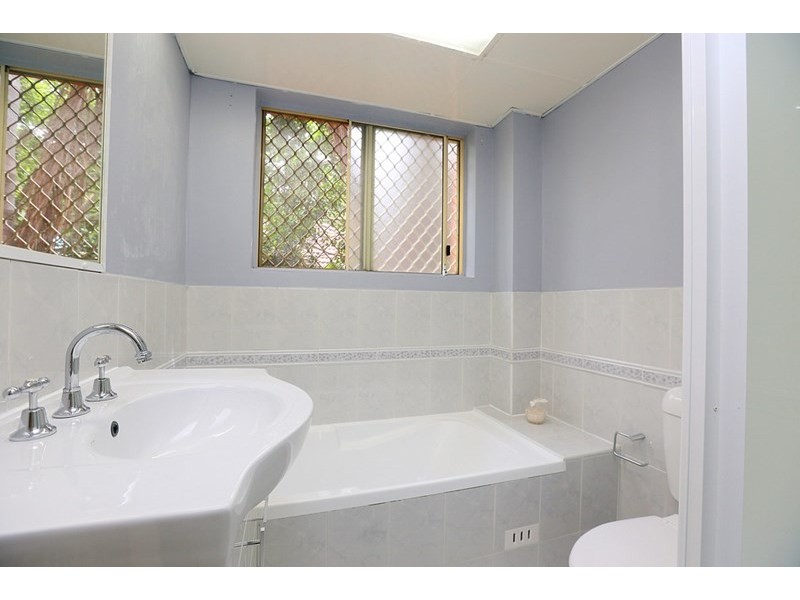 30/4-6 Dellwood Street, Bankstown NSW 2200