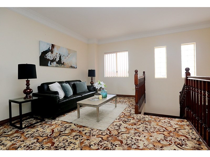 9 Pentland Avenue, Roselands NSW 2196