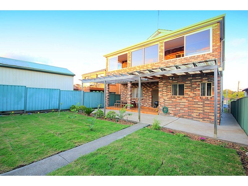 9 Pentland Avenue, Roselands NSW 2196