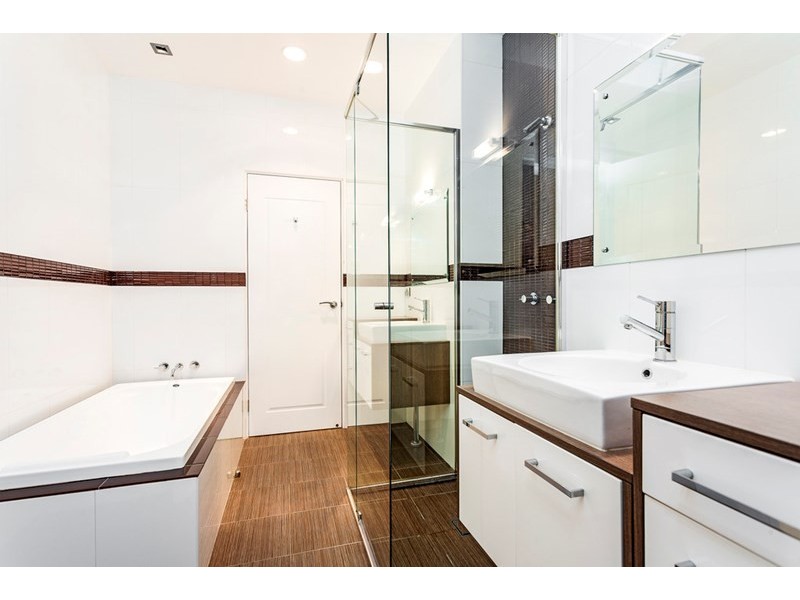 15 Josephine Crescent, Georges Hall NSW 2198