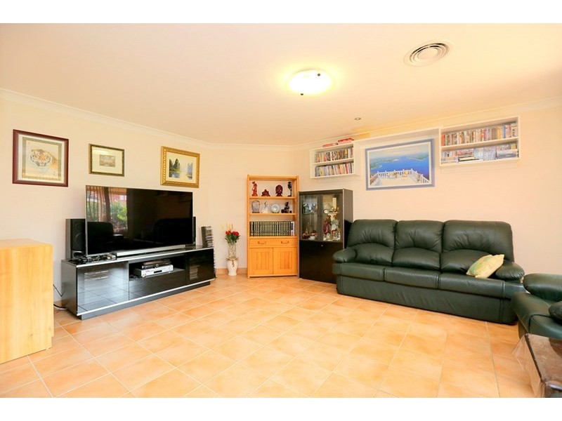 4 Vista Crescent, Chester Hill NSW 2162