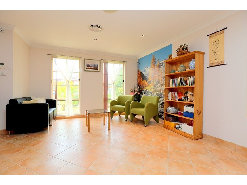 4 Vista Crescent, Chester Hill NSW 2162