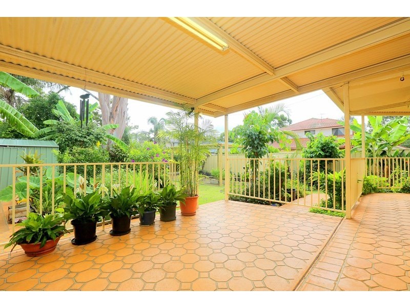 4 Vista Crescent, Chester Hill NSW 2162