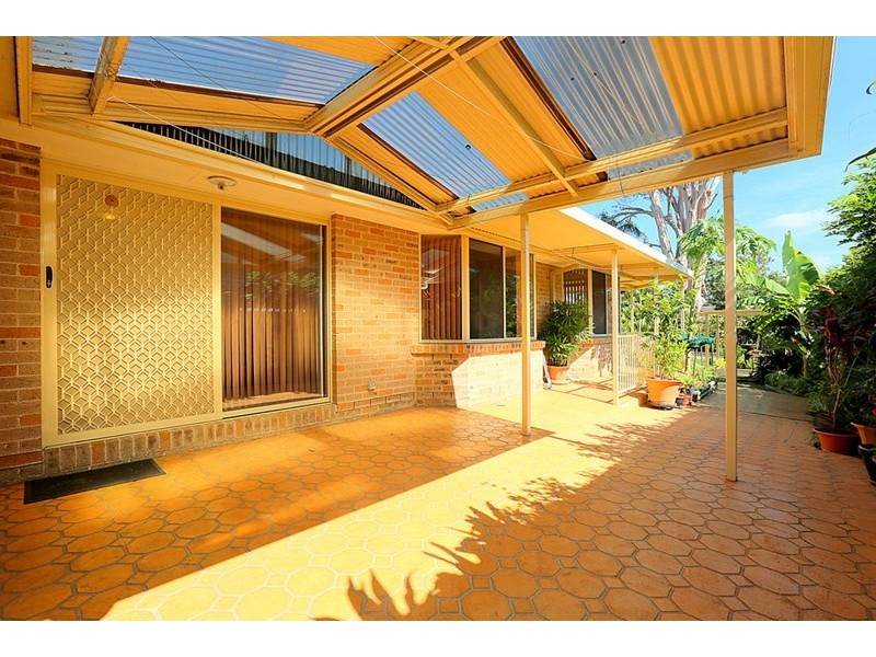4 Vista Crescent, Chester Hill NSW 2162