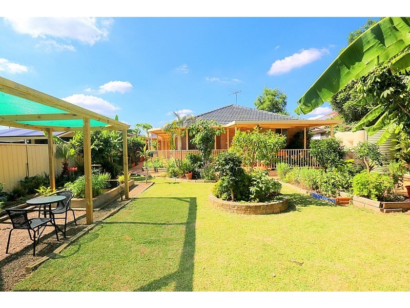 4 Vista Crescent, Chester Hill NSW 2162