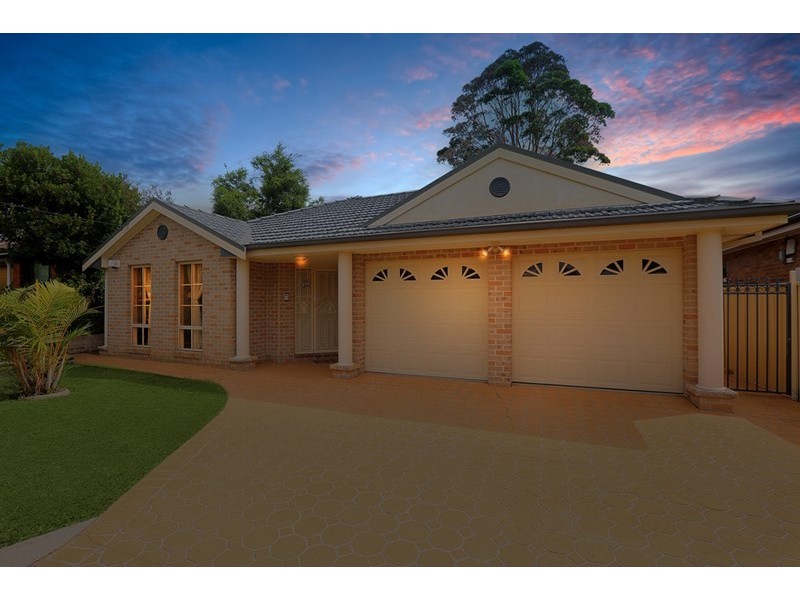 4 Vista Crescent, Chester Hill NSW 2162
