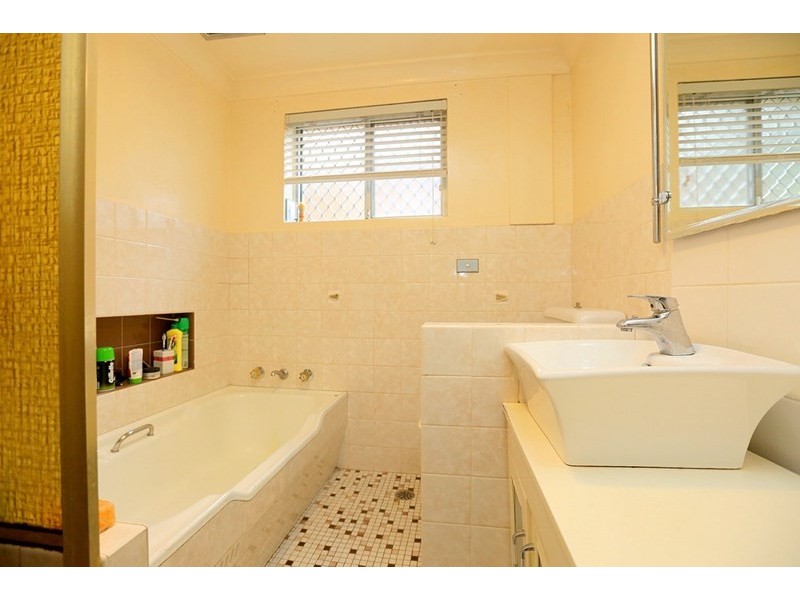 2/63 The Broadway, Punchbowl NSW 2196