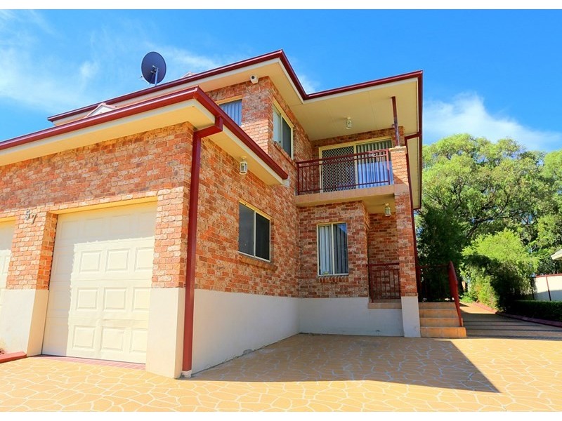 1/57 Manahan Street, Condell Park NSW 2200