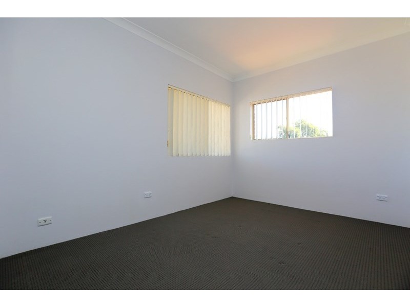 1/57 Manahan Street, Condell Park NSW 2200