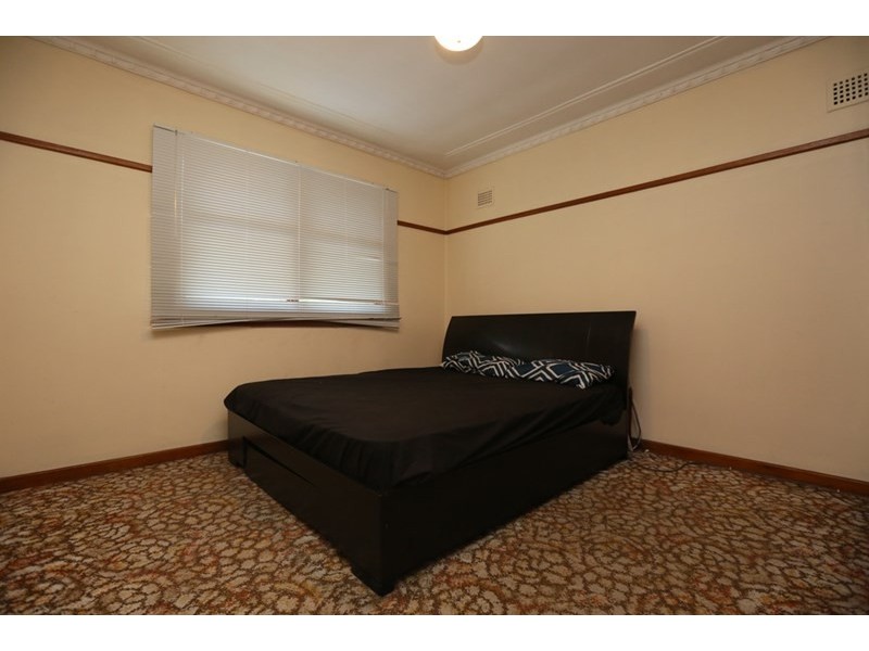 22 Tompson Road, Revesby NSW 2212