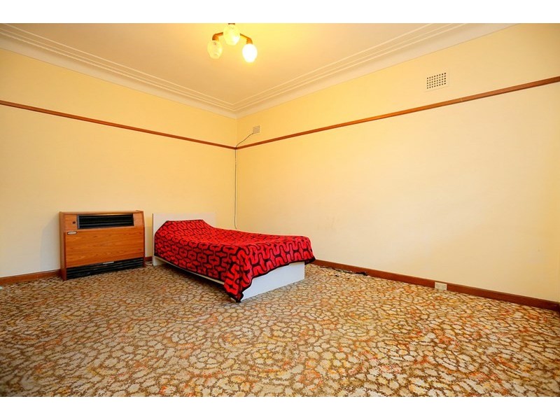 22 Tompson Road, Revesby NSW 2212