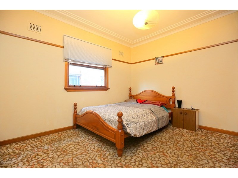 22 Tompson Road, Revesby NSW 2212