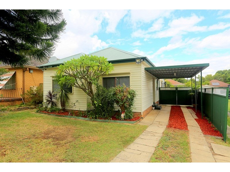 42 Gray Crescent, Yagoona NSW 2199