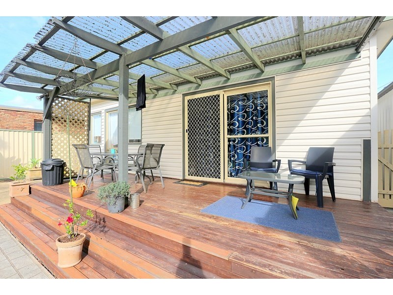 32 Haig Avenue, Georges Hall NSW 2198