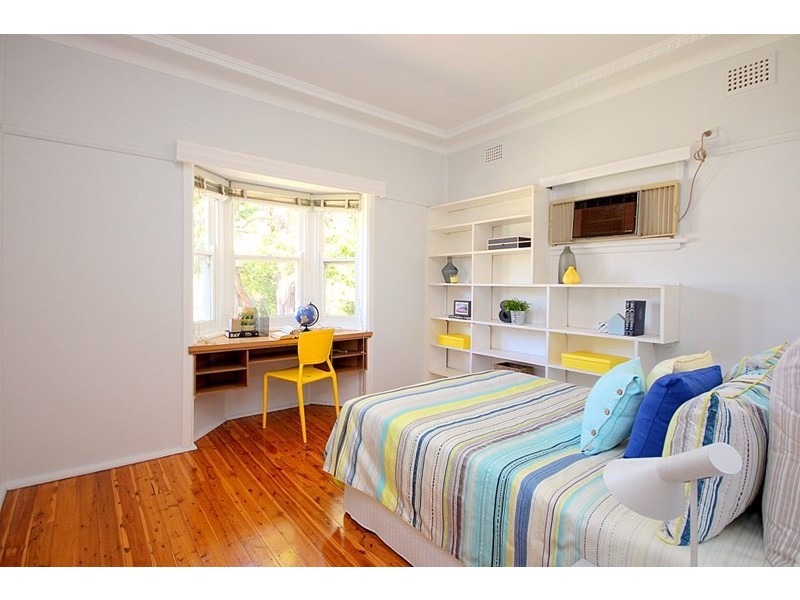 8 Birrong Avenue, Birrong NSW 2143