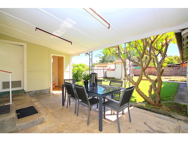 8 Birrong Avenue, Birrong NSW 2143