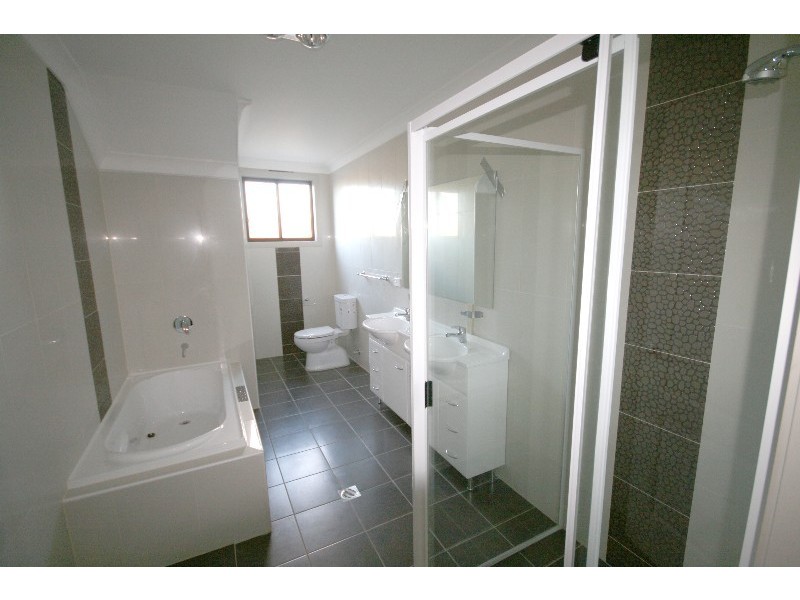 7/17 Sunset Avenue, Bankstown NSW 2200