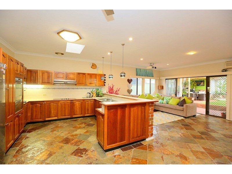 25 Wenke Crescent, Yagoona NSW 2199