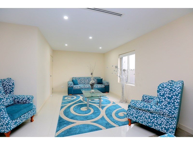 2B Shannon Street, Greenacre NSW 2190