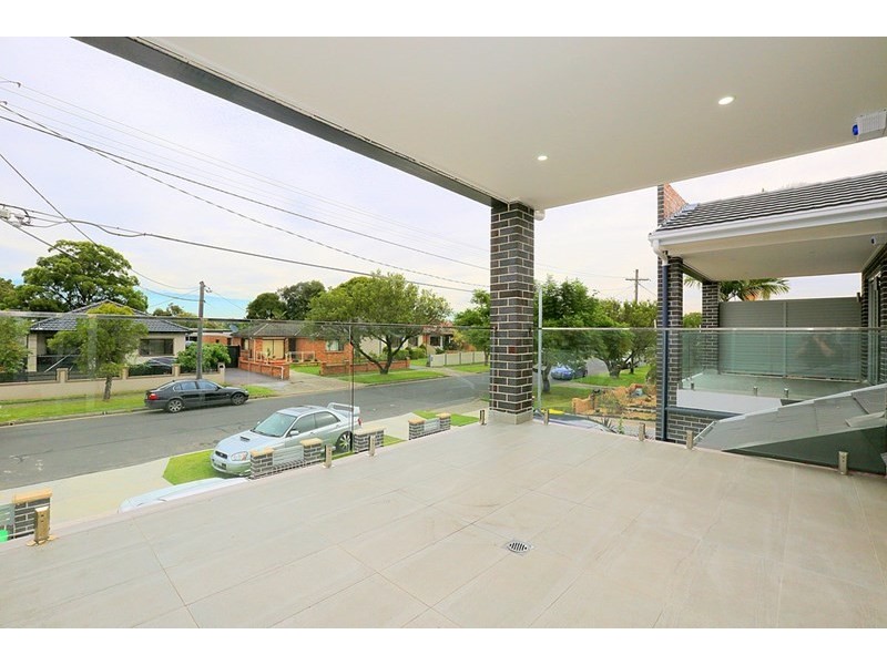 2B Shannon Street, Greenacre NSW 2190