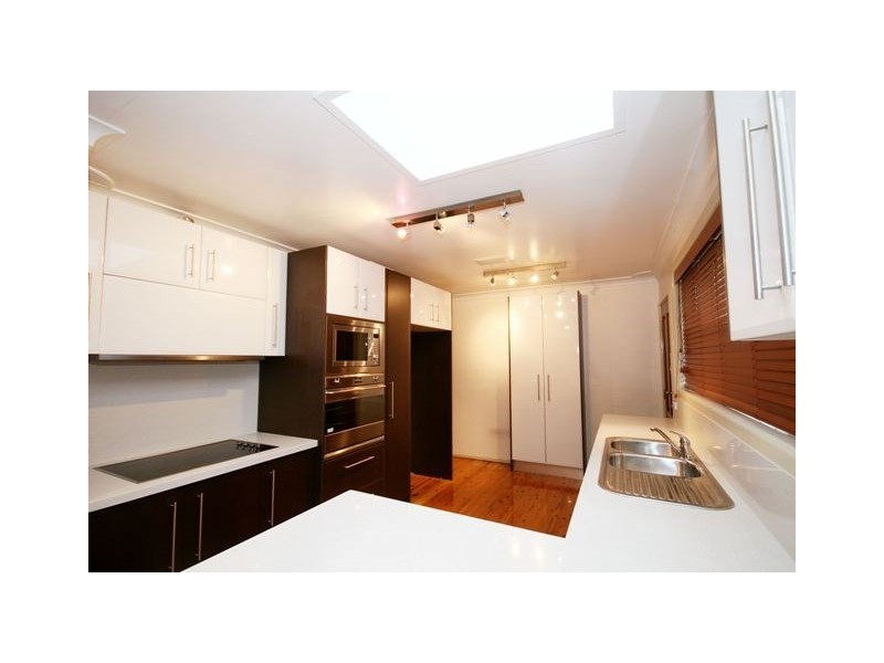 36 Lincoln Road, Georges Hall NSW 2198