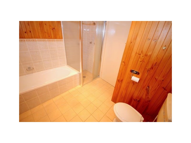 66 Caroline Crescent, Georges Hall NSW 2198