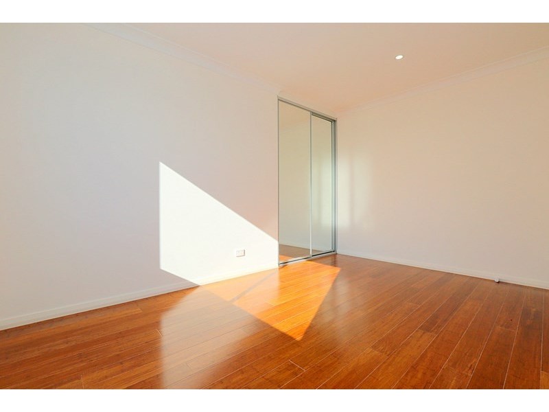 8 Mundamatta Street, Villawood NSW 2163