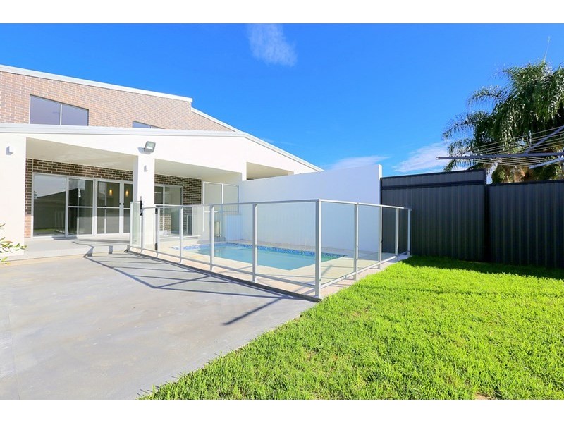 8 Mundamatta Street, Villawood NSW 2163