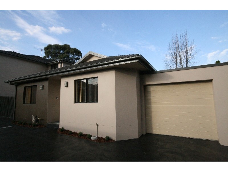 3/74 Napoleon Road, Greenacre NSW 2190