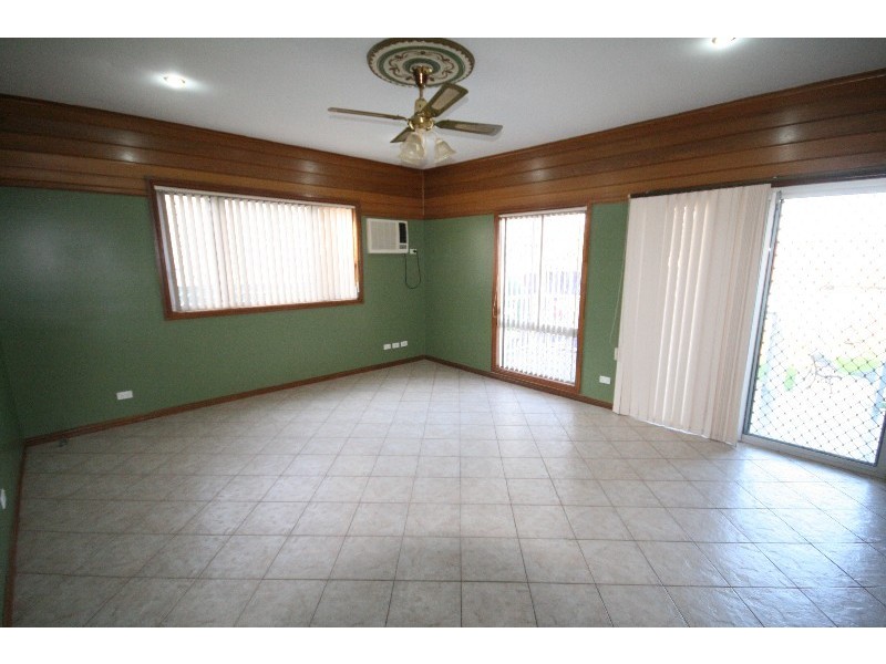 77 Hillcrest Avenue, Greenacre NSW 2190