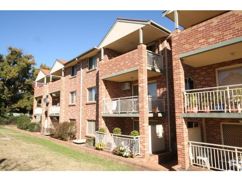 4/274 Stacey Street, Bankstown NSW 2200