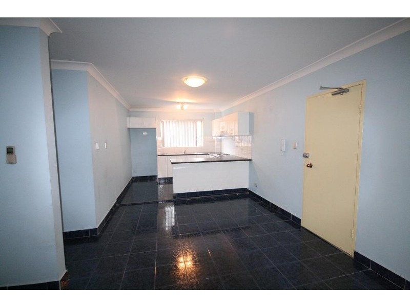 4/274 Stacey Street, Bankstown NSW 2200