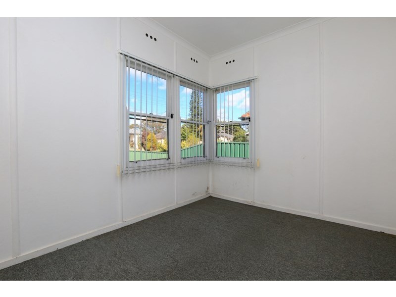 21 Cutcliffe Avenue, Regents Park NSW 2143