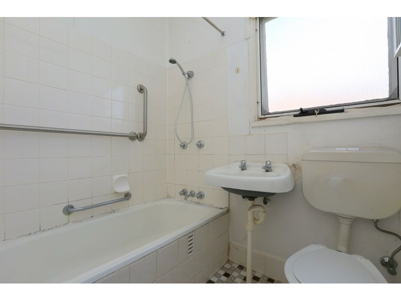 21 Cutcliffe Avenue, Regents Park NSW 2143