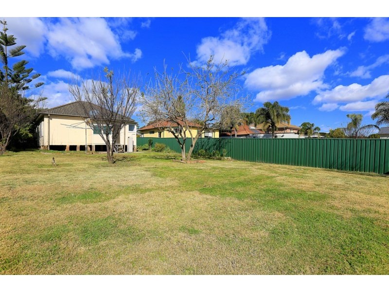 21 Cutcliffe Avenue, Regents Park NSW 2143